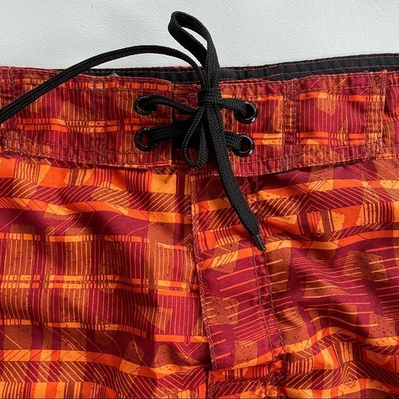 Old Navy Moroccan Print Board Shorts Swim Trunks L - Picture 2 of 8
